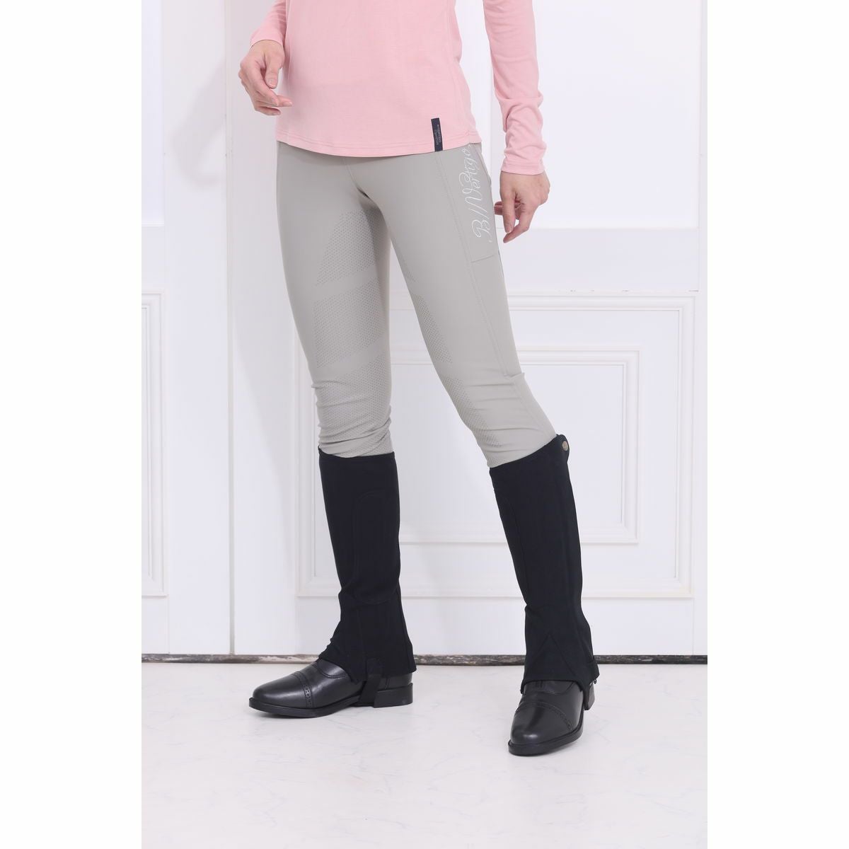 000000008055-06.jpg?size=xl&w=